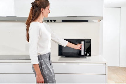 BLACK+DECKER - Vrijstaand Magnetron met Grillfunctie 23L – Digitaal Display – 9 Automatische Programma’s – Ontdooifunctie – Timer – 900W – Zwart - Seprio