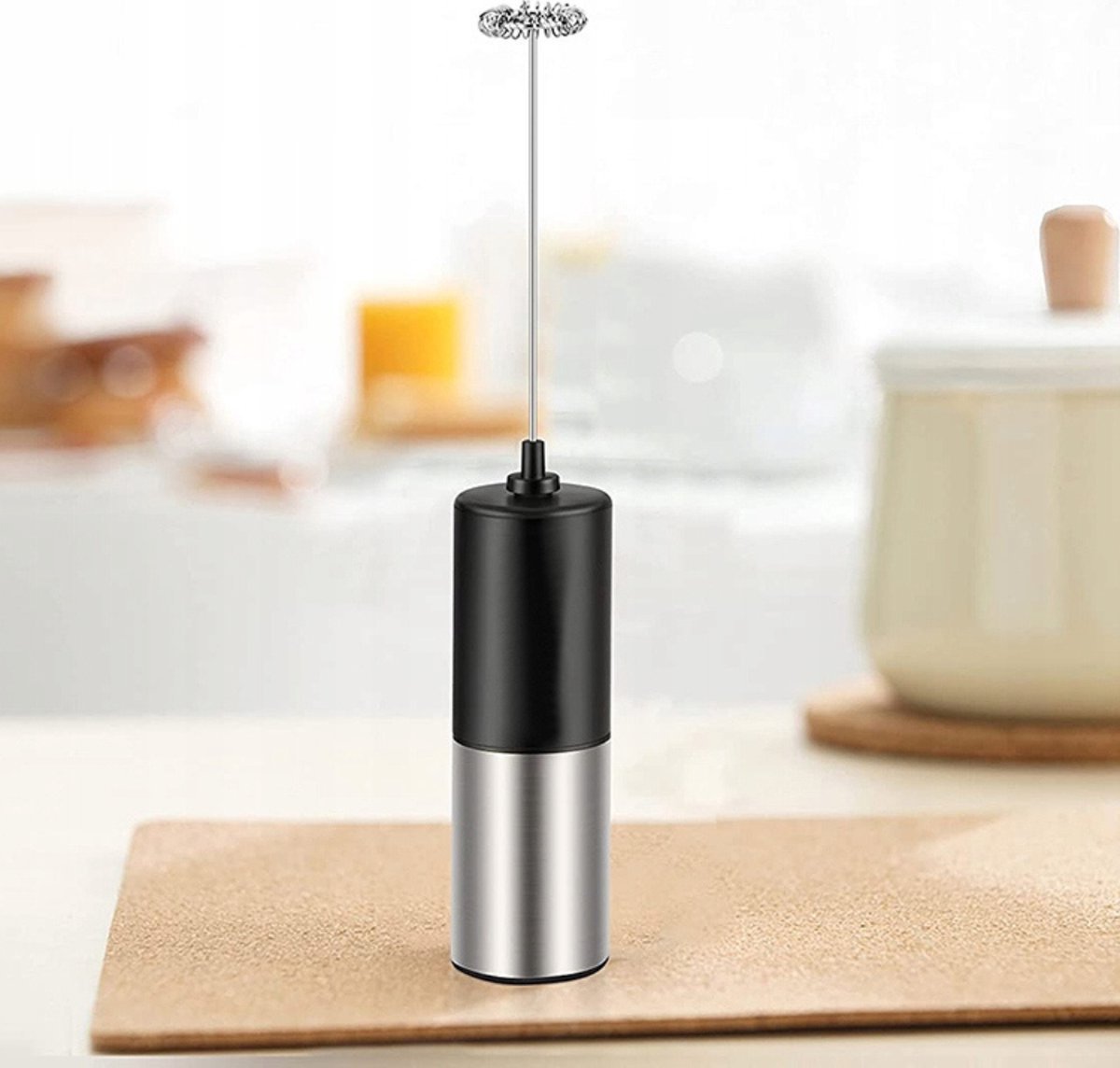 Elektrischer Milchaufschäumer - Manuell - Batteriebetrieben - Für Cappuccino, Frappé und Kaffee