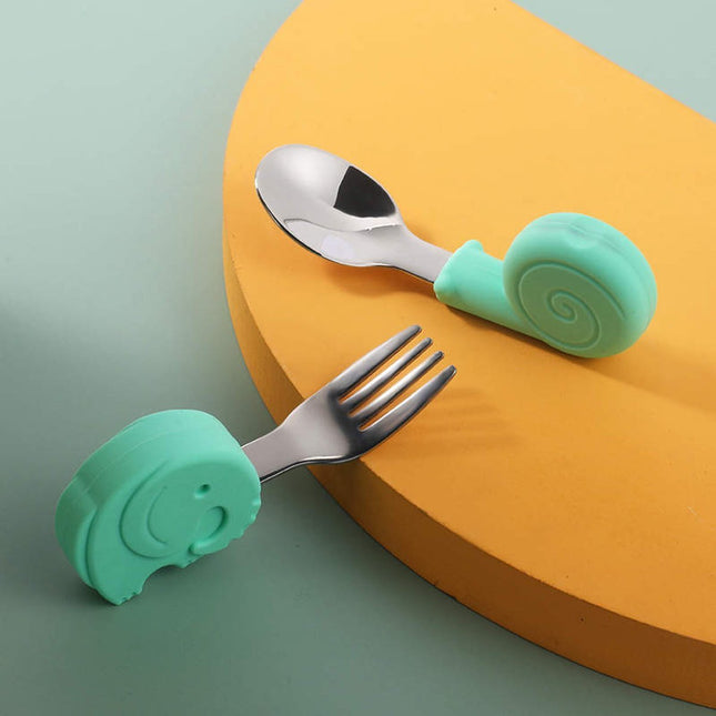 Kinderbestek - Groen - RVS Bestek - Siliconen Handvatten - BPA - Vrij - Geschikt voor Baby’s vanaf 6 Maanden - Seprio
