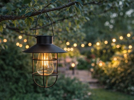 Solar Hanglamp Buiten - Warm Wit LED - Schemersensor en Bewegingssensor - Waterdicht Weerbestendig - Vintage Lantaarn - Hangend Met Handvat - Seprio